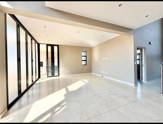 5 BEDROOM PROPERTY TO RENT IN MIDSTREAM RIDGE